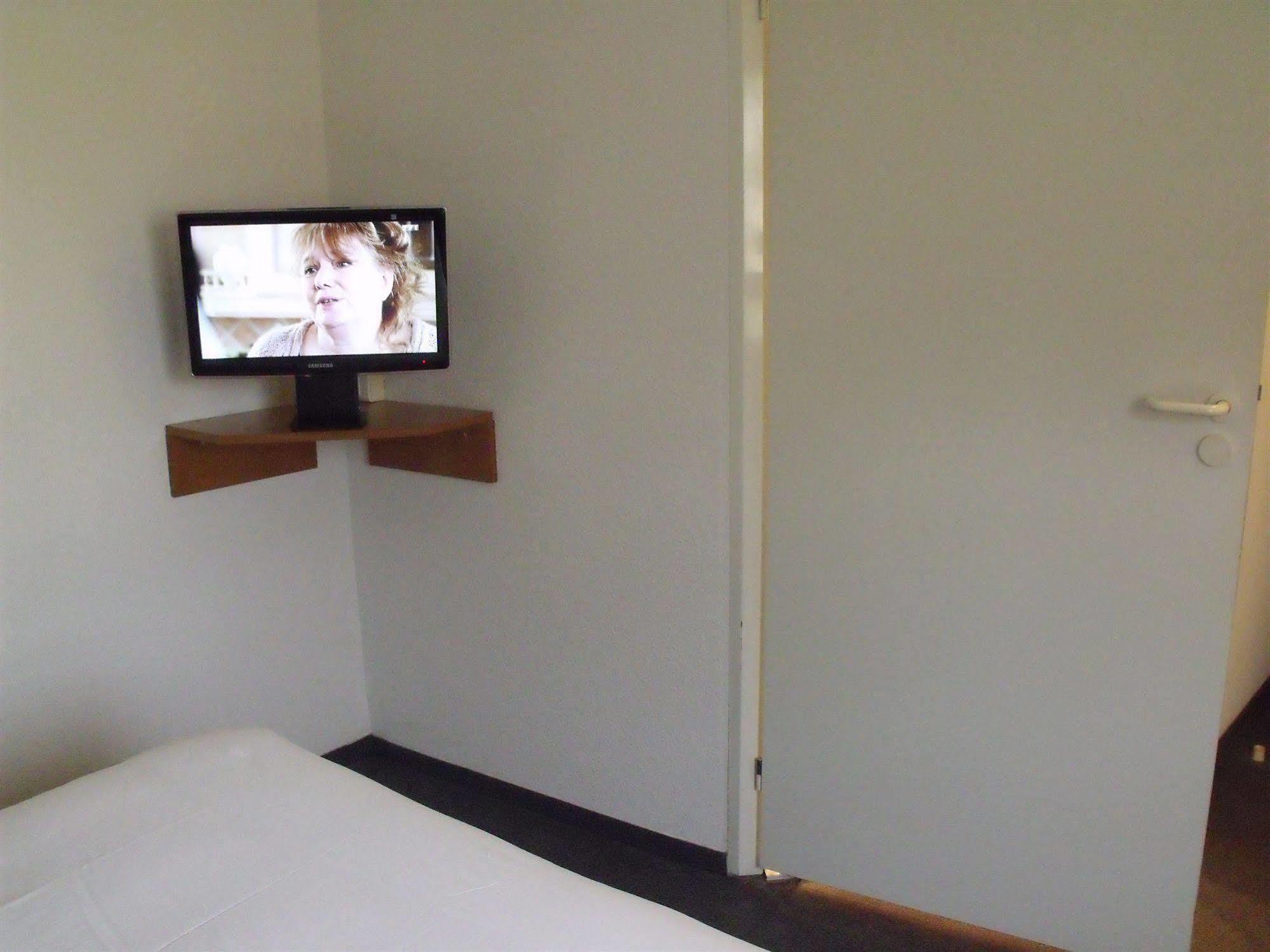 Quick Palace Auxerre Монето Экстерьер фото