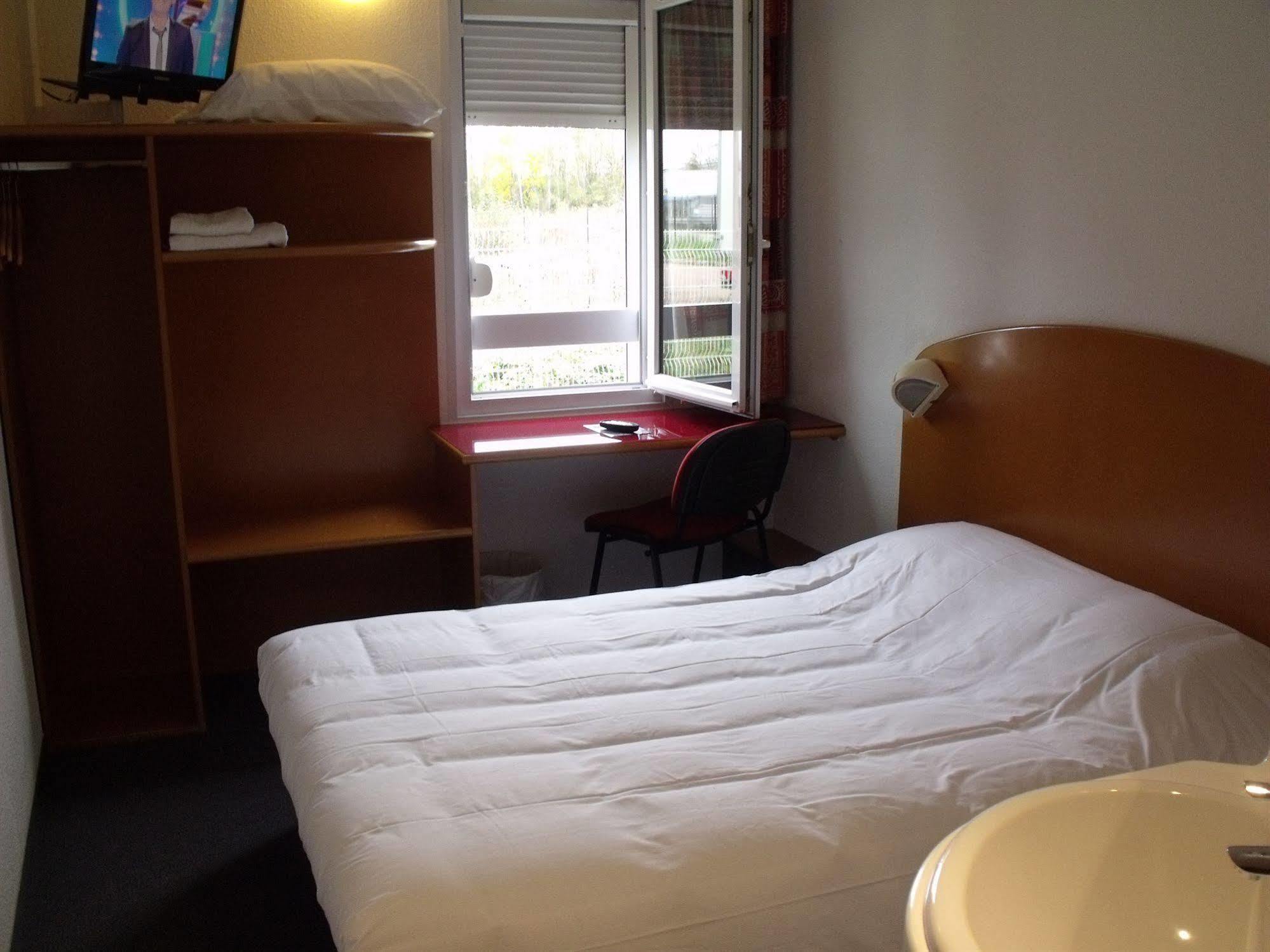 Quick Palace Auxerre Монето Экстерьер фото
