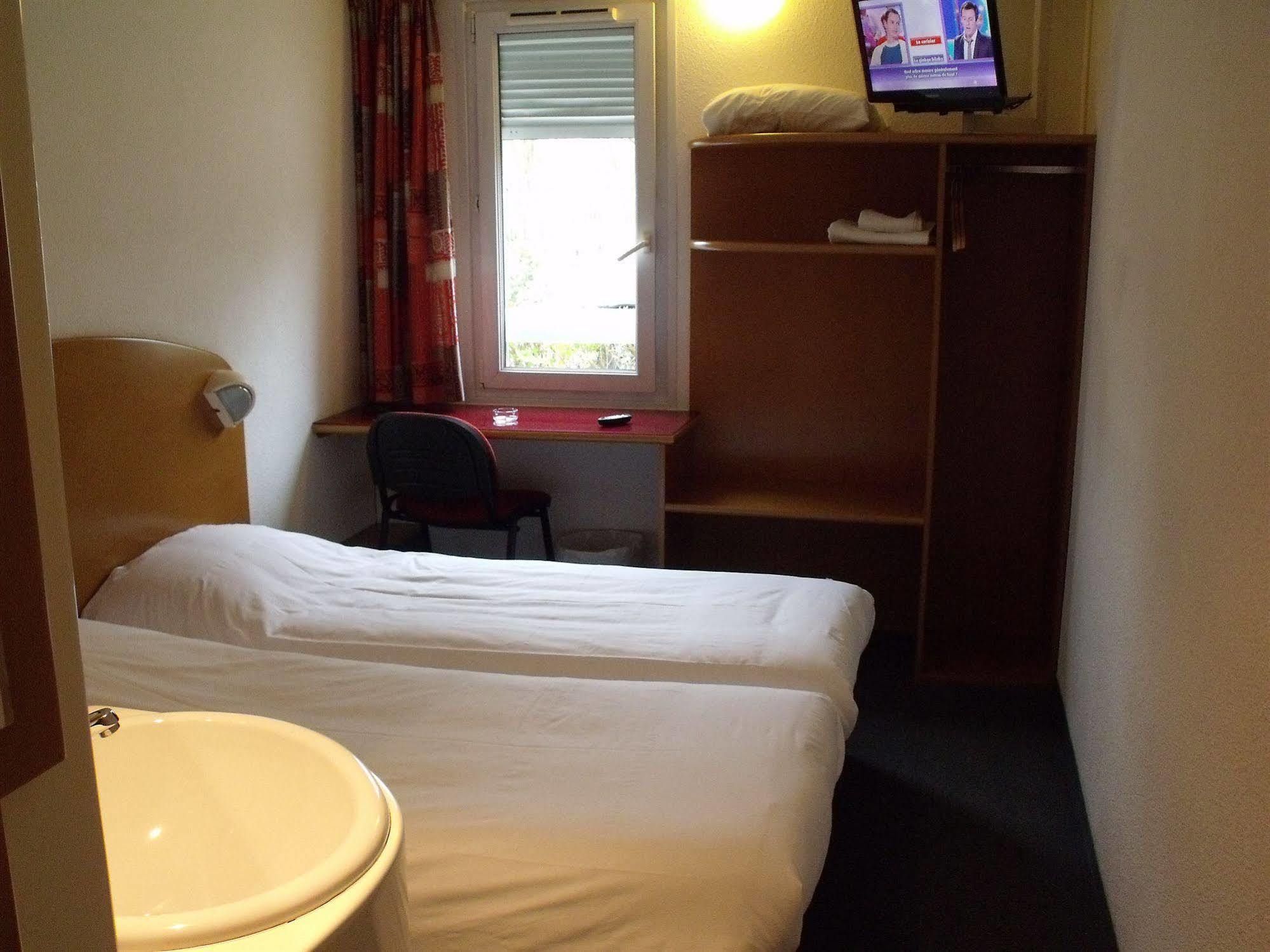 Quick Palace Auxerre Монето Экстерьер фото